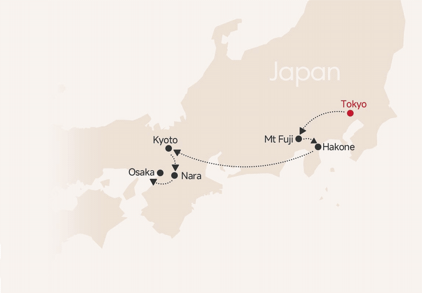 从Japan地图特写拉开到行程网页,依次展开Day1、Day2、Day3,然后Collapse all